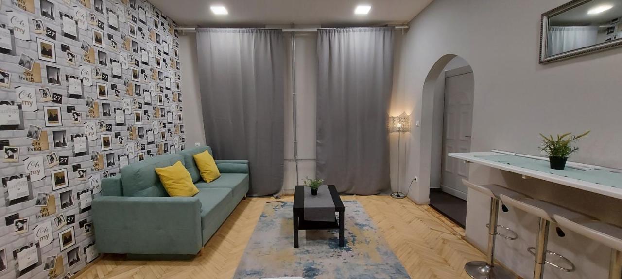 Studio 4 Apartment In The Party District Budapeste Exterior foto